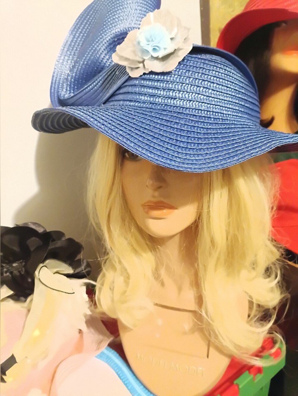 Elegant Blue Women's Wide-Brim Straw Hat with Floral Accent